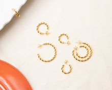 Load image into Gallery viewer, Christina