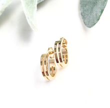 Load image into Gallery viewer, Lucy