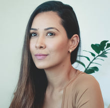 Load image into Gallery viewer, Julie