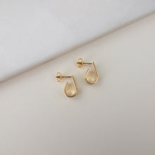 Load image into Gallery viewer, Joanne