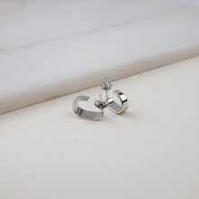 Load image into Gallery viewer, Julie