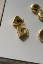 Load image into Gallery viewer, Charlotte